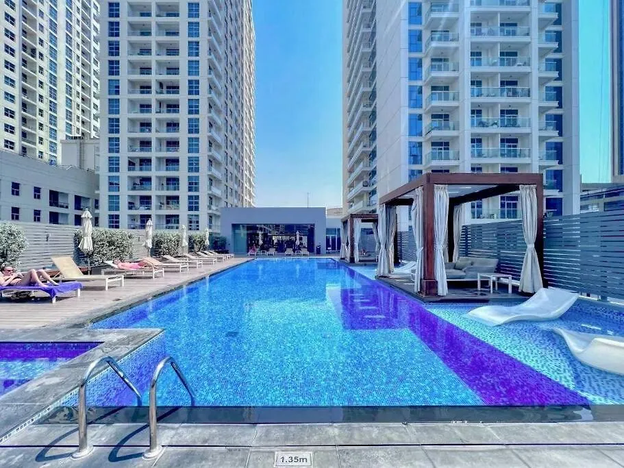 Lujo Dubai Marina Apartment