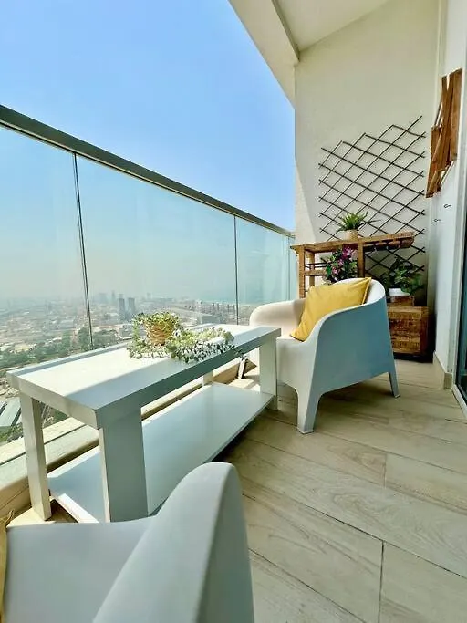 Lujo Dubai Marina Apartment 0*,  United Arab Emirates