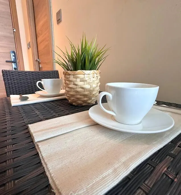 Lujo Dubai Marina Apartment