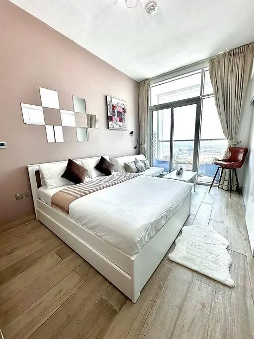 Lujo Dubai Marina Apartment