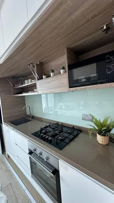 Lujo Dubai Marina Apartment